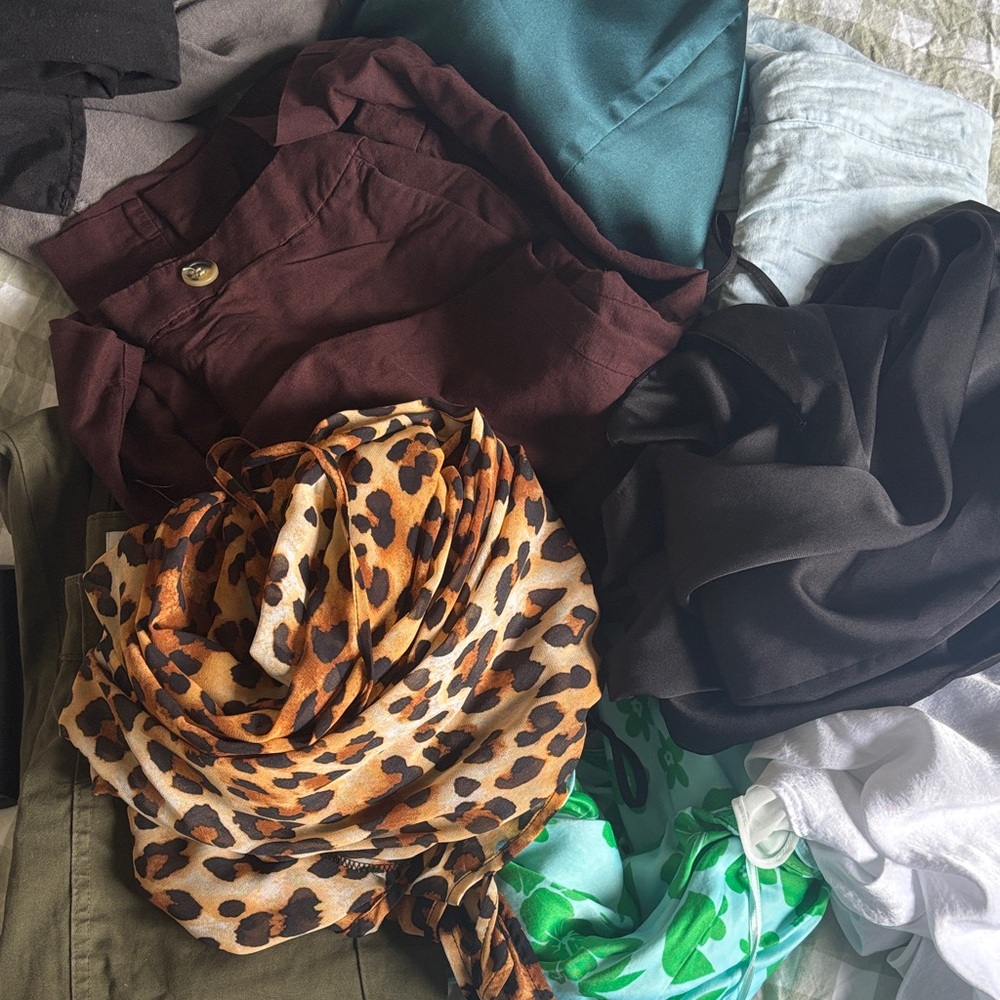 Women’s size S random bag of clothes (dresses & pants)